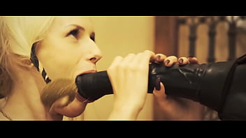 Film porno negru cu pula imensă distruge pizda unei tablete